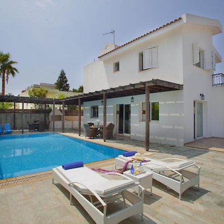 Villa Skyros Pernera エクステリア 写真