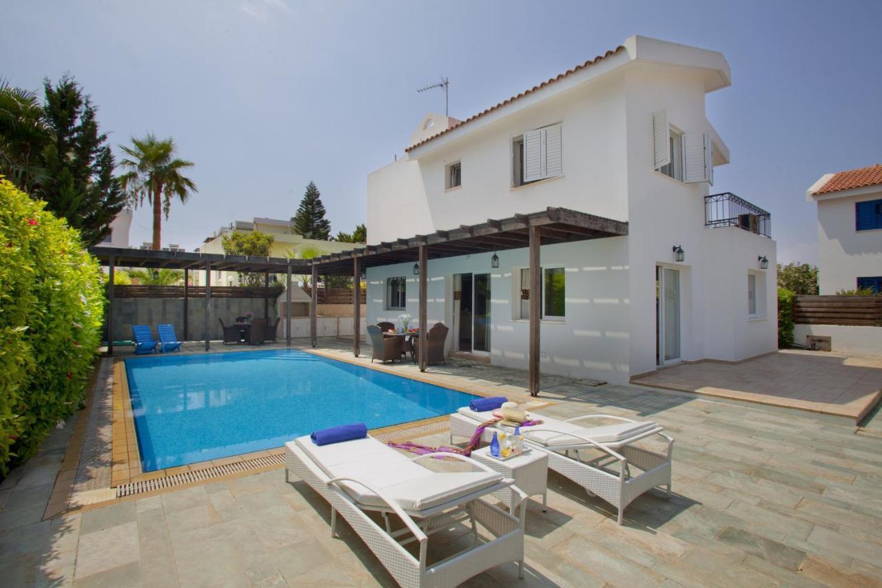 Villa Skyros Pernera エクステリア 写真
