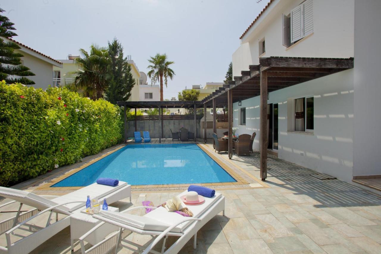 Villa Skyros Pernera エクステリア 写真